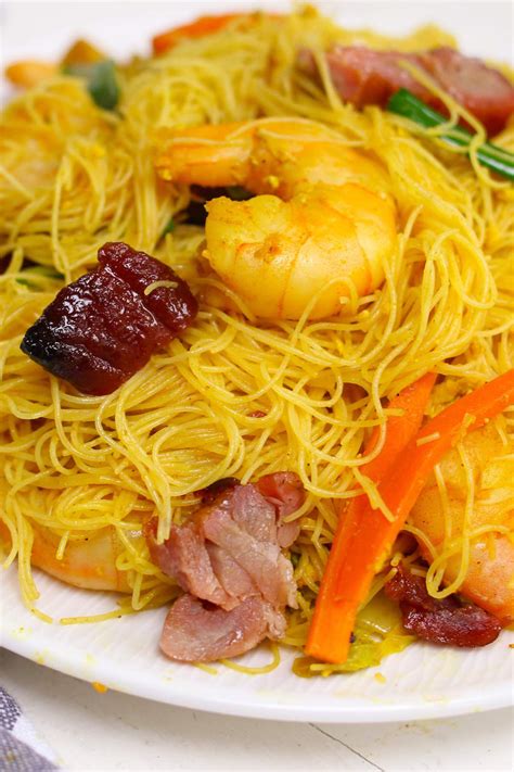 what is singapore chow mei fun chinese food